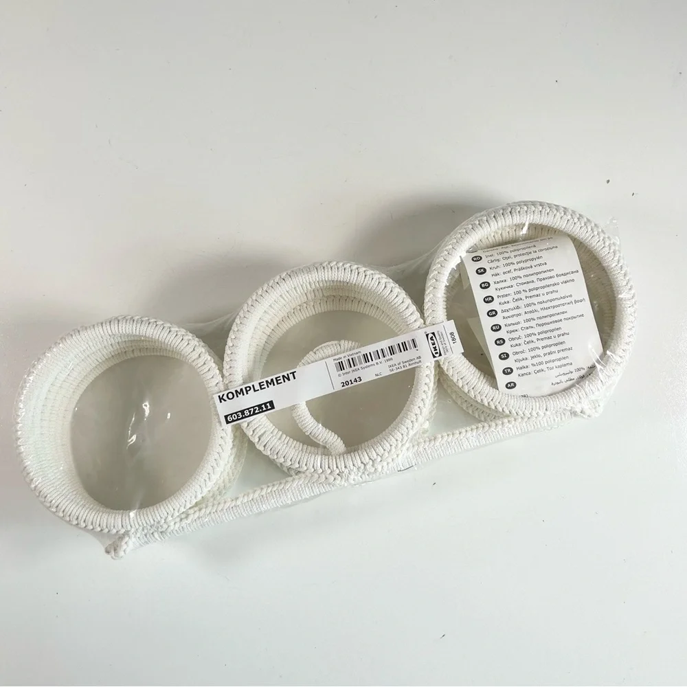 IKEA Komplement Scarf Tie Hanger with 18 Circles